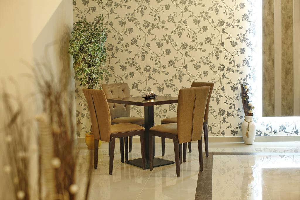 Garni Hotel Tema Nova Čačak Extérieur photo